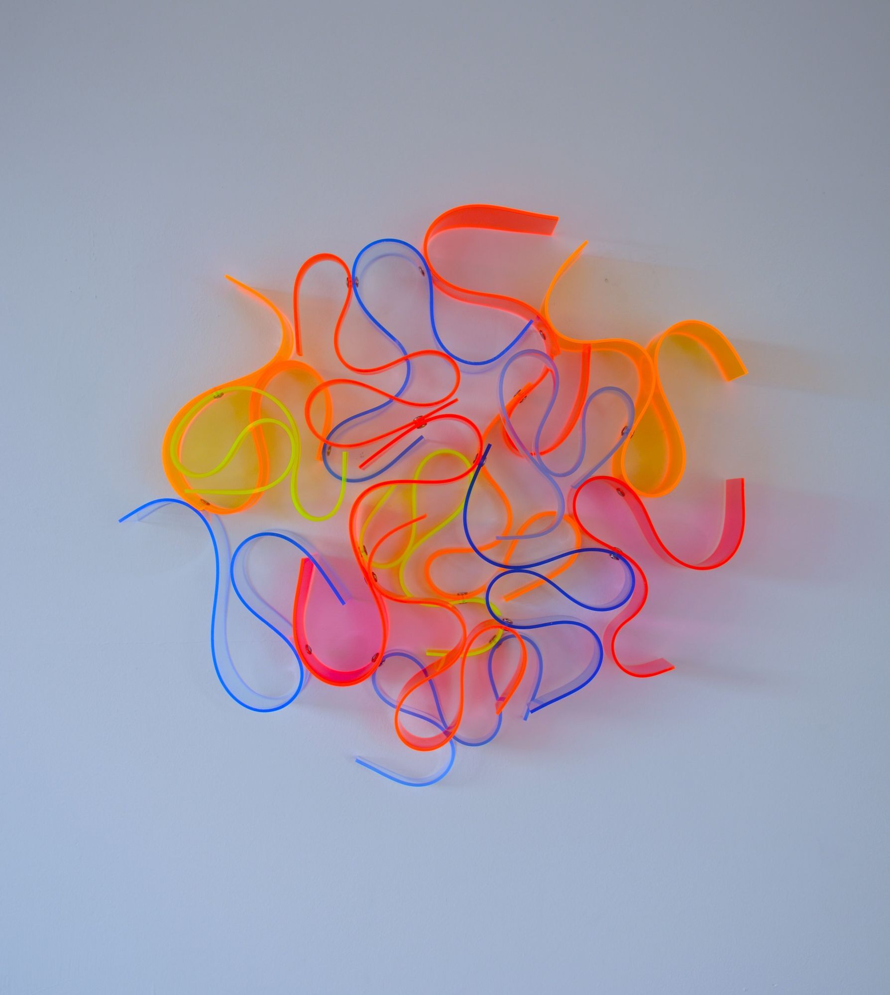 Object "Neon Squiggle II" (2024) (Unique piece) by Selcuk Dizlek